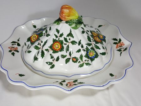 CERAMIC TRAY WITH LID FOR LEGUME AND RISE, DECORATED BY HAND, EIGHTEETH CENTURY STYLE 